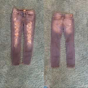 Distressed jeans size 3